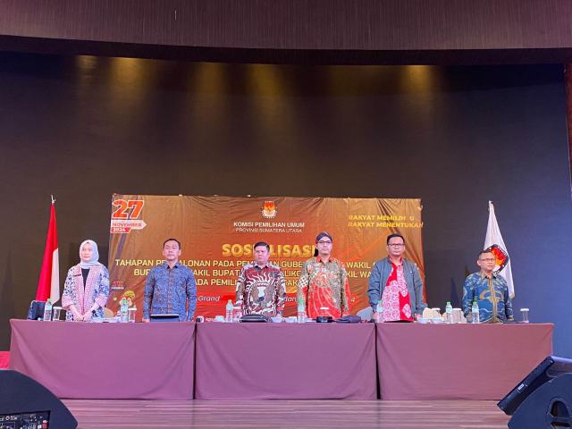 Sosialisasi Tahapan Pencalonan pada Pemilihan Gubernur dan Wakil Gubernur, Bupati dan Wakil Bupati serta Wali Kota dan Wakil Wali Kota pada Pemilihan Serentak Tahun 2024, di Hotel Grand Aston City Hall Medan, Jumat (23/8/2024).
