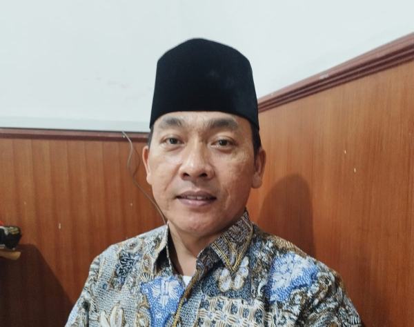 IMG_20241129_215235_resize_62 Komisioner KPU Sumut, Raja Ahab Damanik
