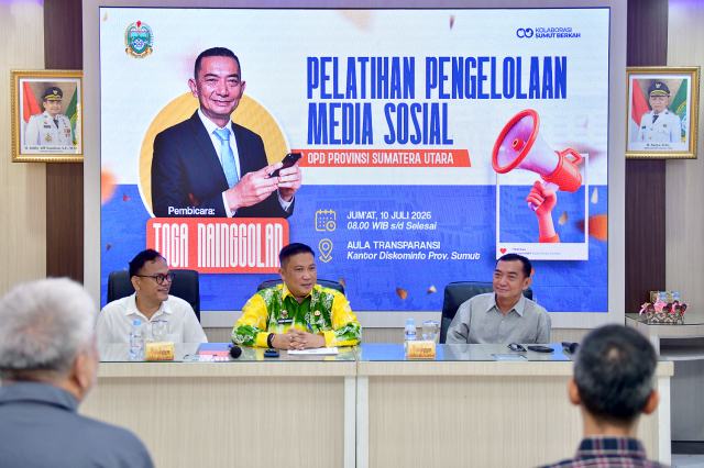 20260710_180753_resize_80 Kepala Dinas Komunikasi dan Informatika (Kominfo) Provinsi Sumatera Utara (Sumut) Erwin Harahap membuka Bimbingan Teknis (Bimtek) Pengelolaan Media Sosial OPD Provinsi Sumut di Aula Transparansi Kantor Dinas Kominfo Sumut, Medan, Jumat (10/7/2026). Foto/Diskominfo Sumut