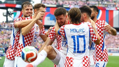 Selebrasi Luka Modric dkk usai tekuk Ghana 2-1. (Foto : Google)