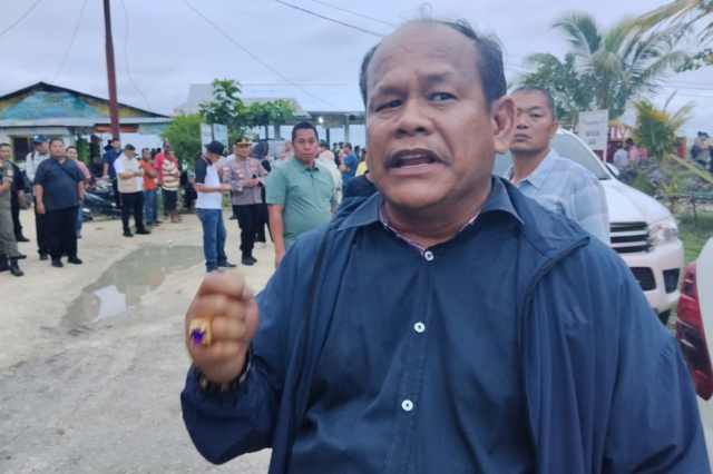 IMG-20260807-WA0020 Anggota DPRD Sumut, Viktor Silaen.